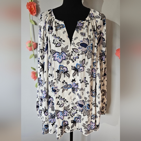 Lane Bryant Shirred Neck Floral Poet Top Plus Size 22/24 3X - Picture 1 of 9